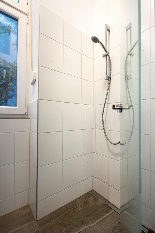Newton-Appartement Mit 3 Schlafzimmern Berlin Eksteriør bilde